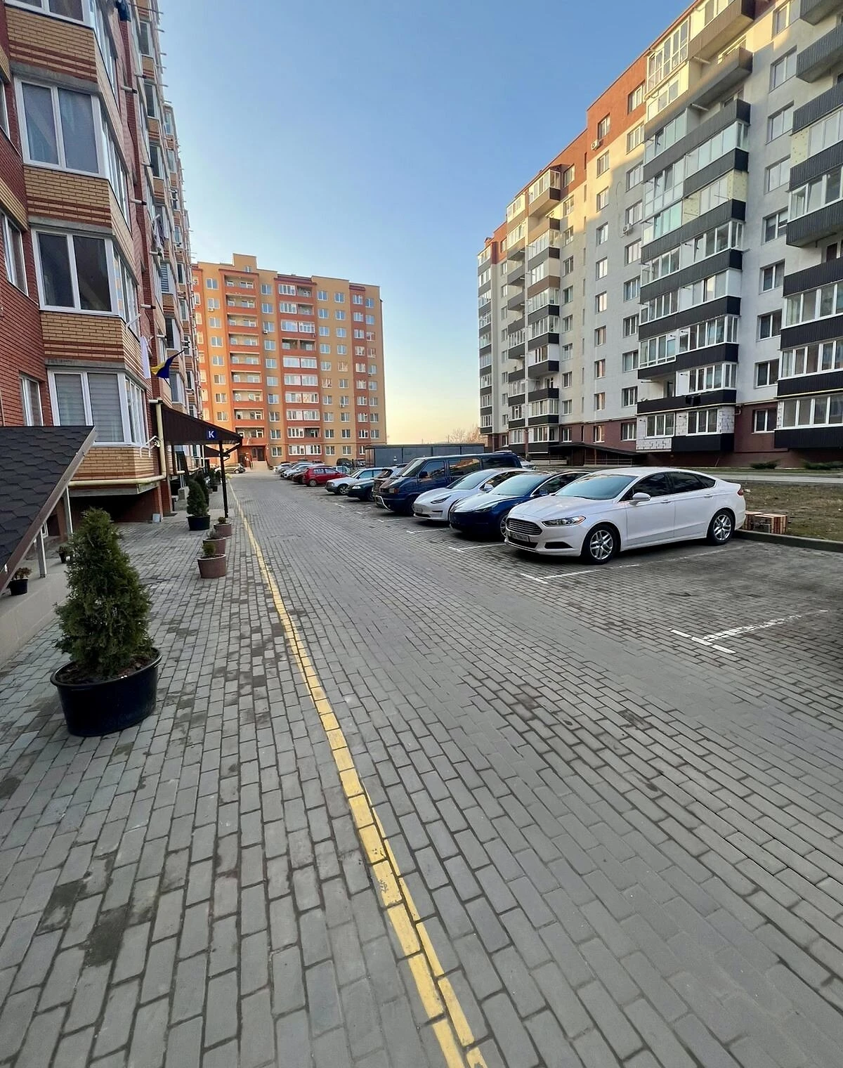 3-кімнатна квартира, Заріччя: укриття в будинку, резервне живлення, фото 3