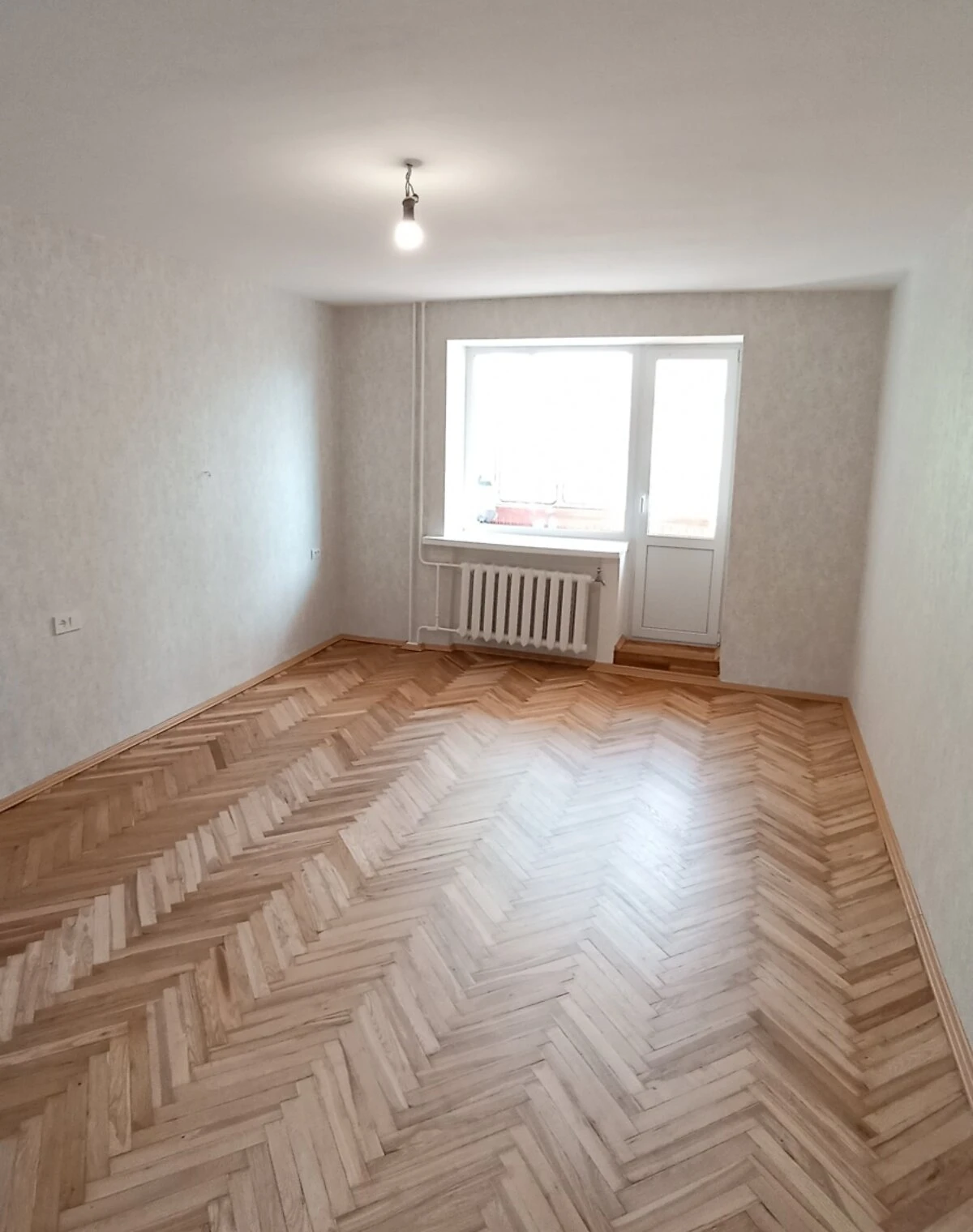 2-комнатная квартира, Бровары: укрытие в доме, вода и отопление без света, фото 5