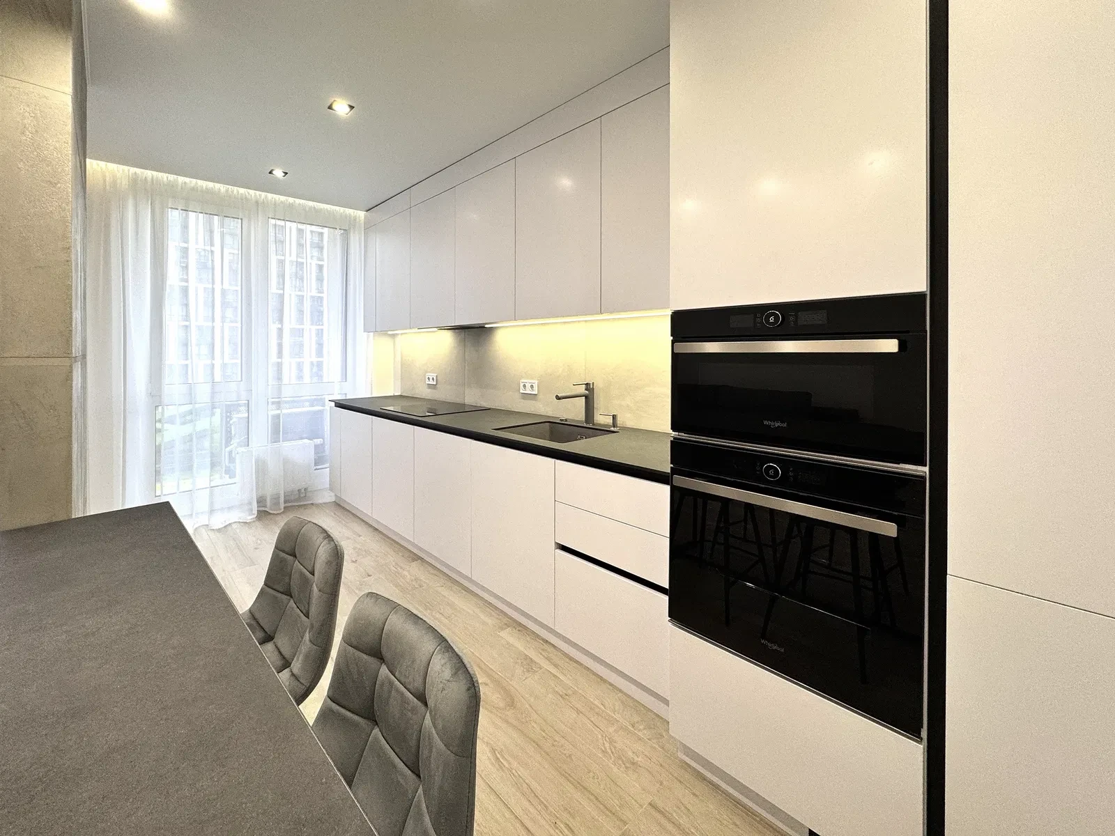 Студія у ЖК Славутич: авторський ремонт, метро за 150 м - фото 3