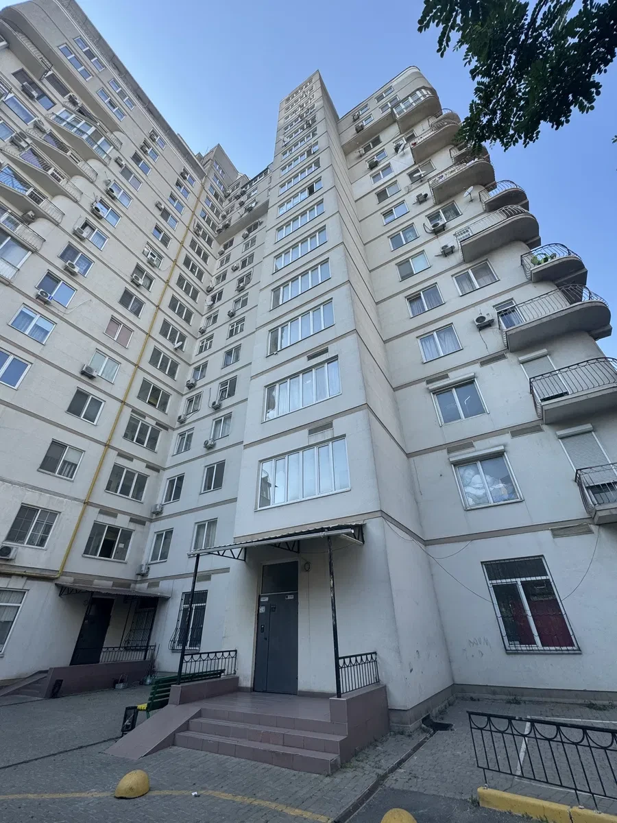 3-кімнатна квартира, Приморський: вихід на терасу, можна з тваринами - фото 2