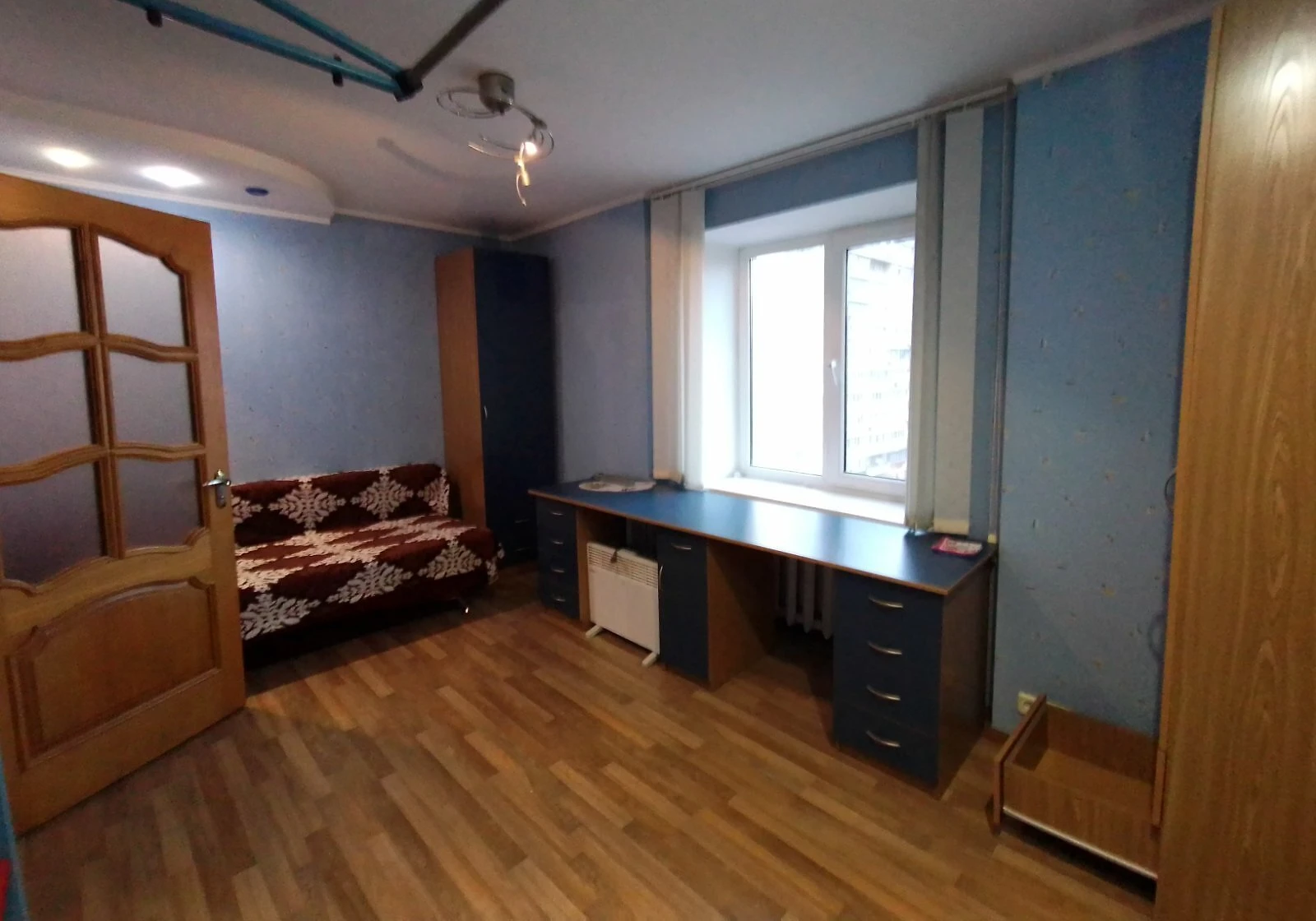 3-кімнатна квартира, Титова: кухня-студія, меблі й техніка, фото 5