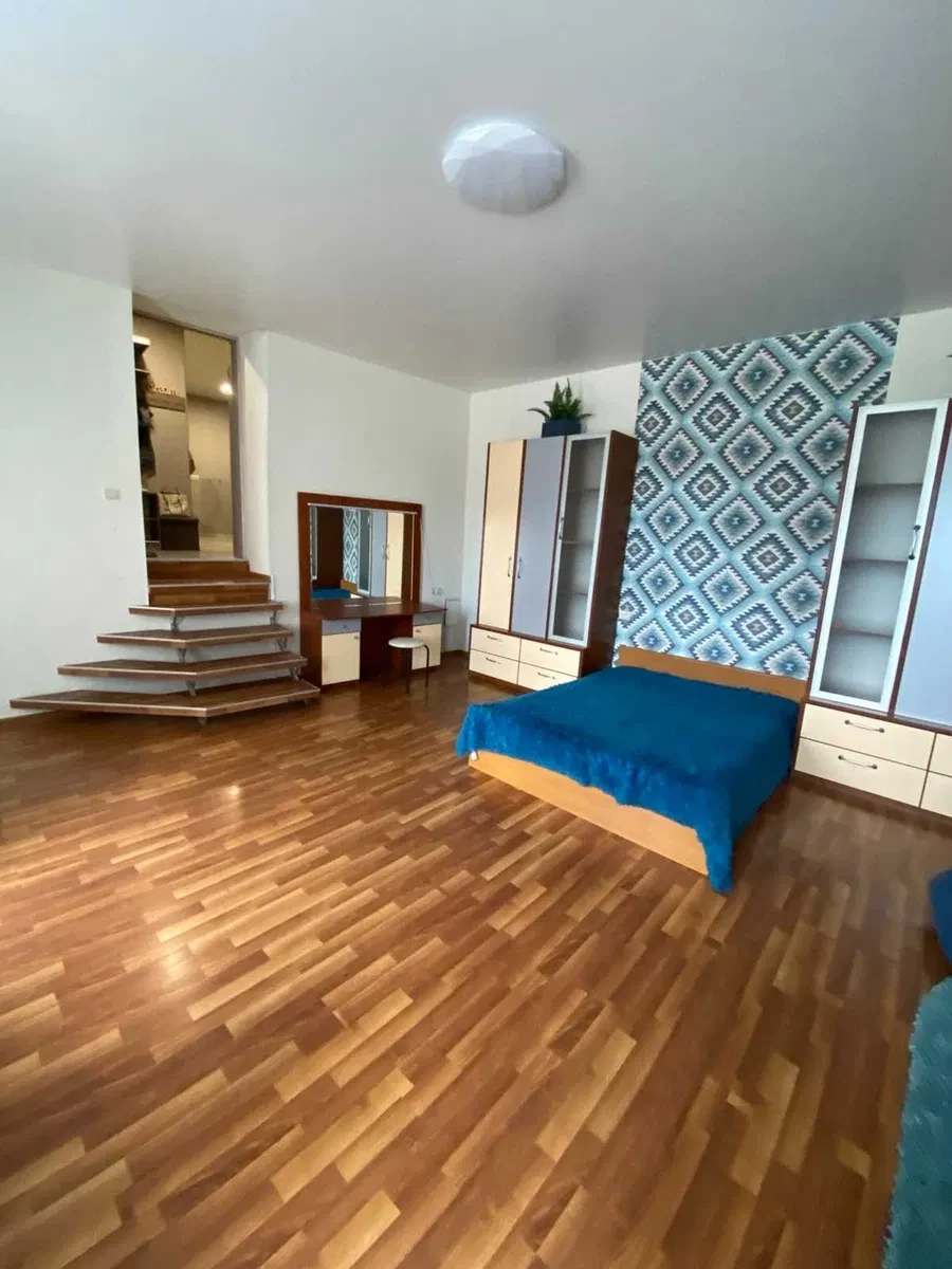 1-кімнатна квартира, Приморський: євроремонт, кухня-студія, балкон - фото 3