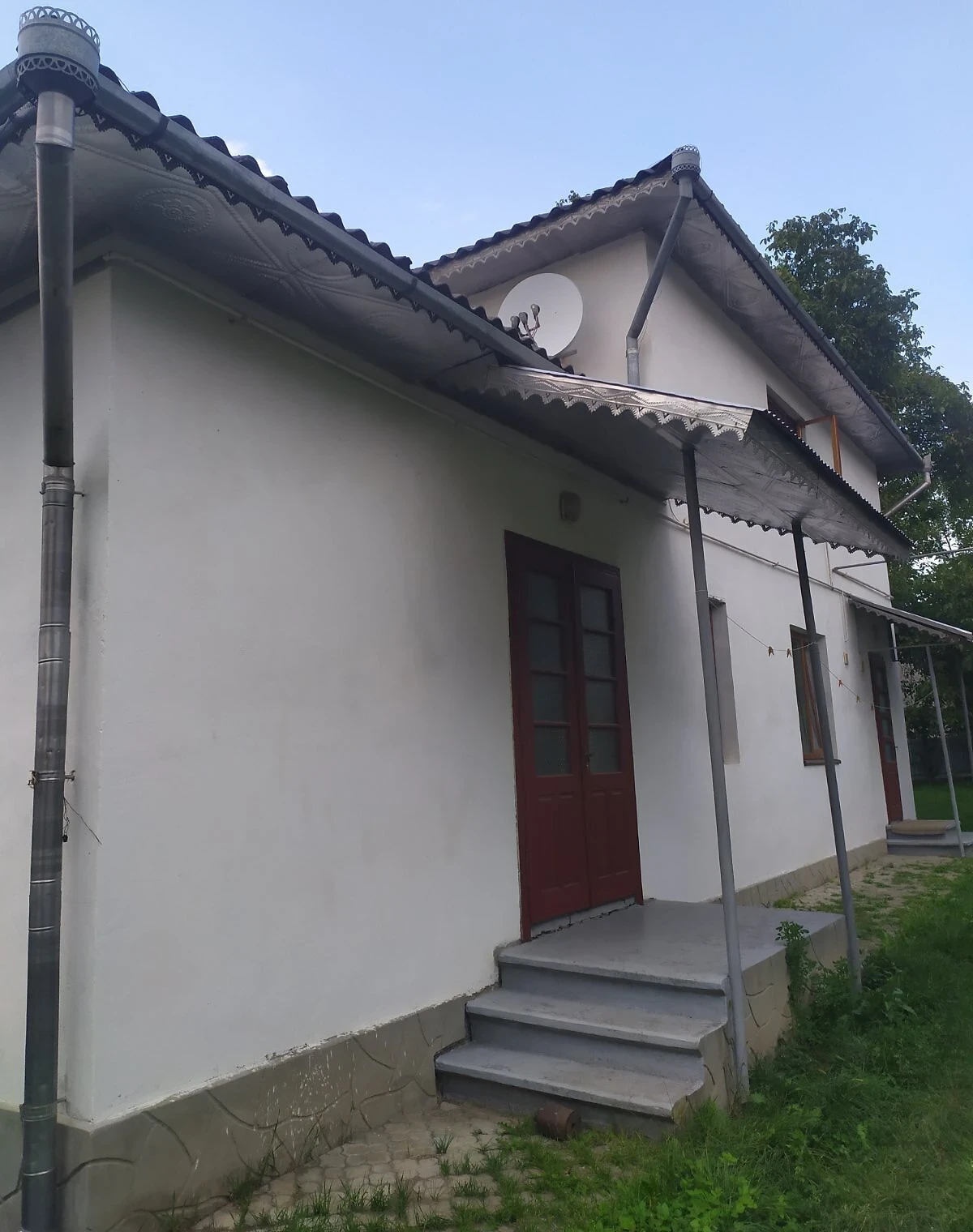 Будинок, Іспас: цегляні стіни, газове опалення, 6.5 сотки