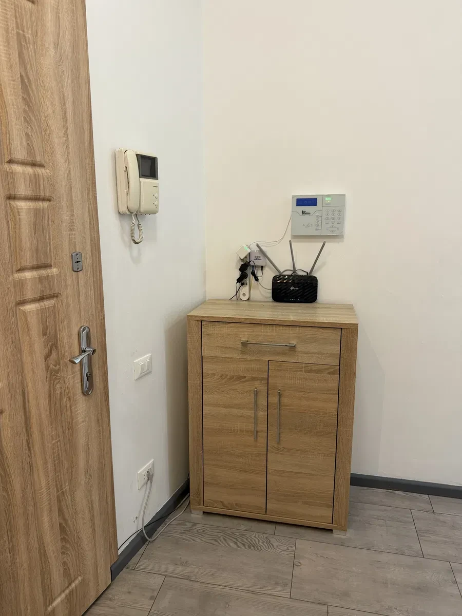 3-кімнатна квартира, Приморський: індивідуальне опалення, 4 кондиціонери, фото 3