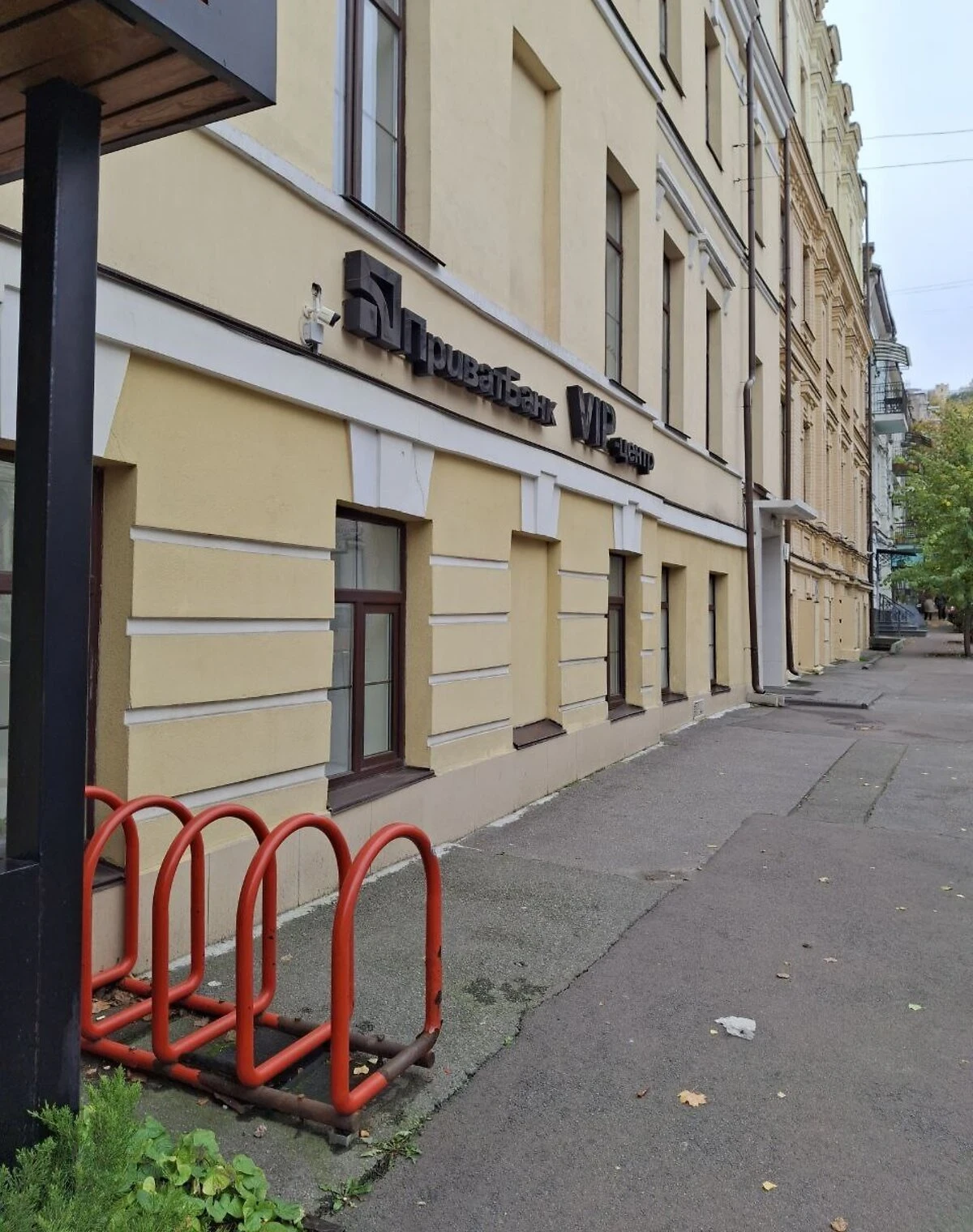 Офіс, Поділ: 7 приміщень, резервне живлення, укриття в будинку - фото 5