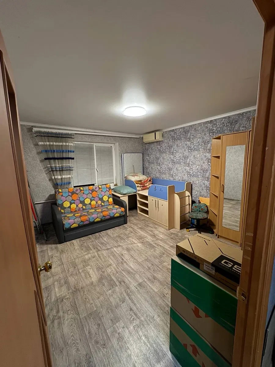 2-комнатная квартира, Краматорск: косметический ремонт, мебель, фото 5
