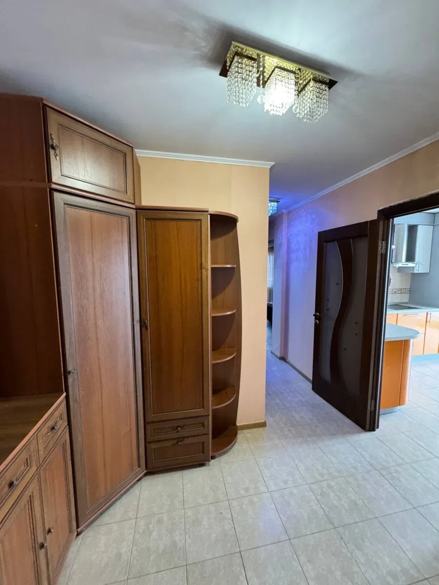 3-кімнатна квартира, Чорноморськ: панорамний вид, два ліфти, торг, фото 3