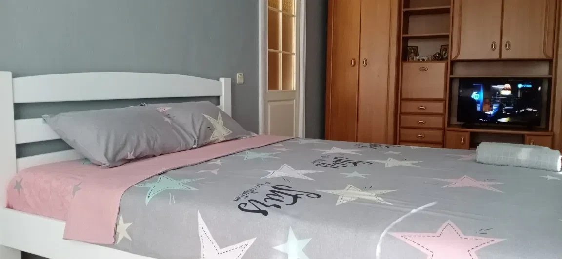 1-кімнатна квартира, Піски: авторський ремонт, працює водопостачання