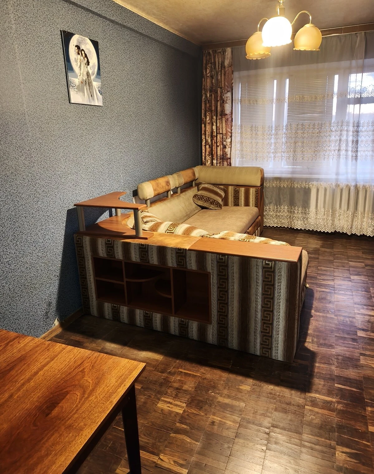 2-кімнатна квартира, Воскресенка: вода й опалення без світла - фото 1