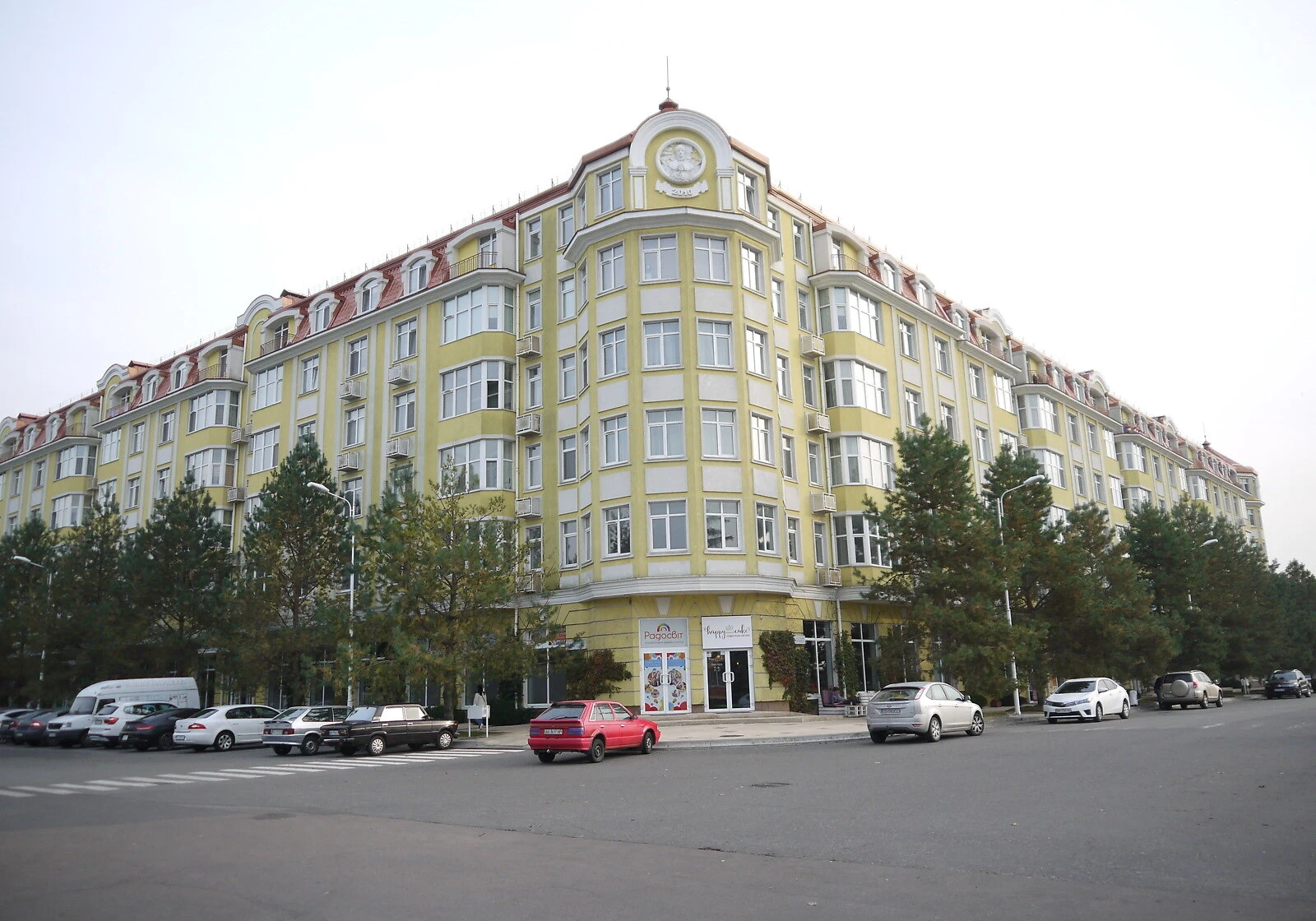 1-кімнатна квартира, Щасливе: кухня-студія, євроремонт, паркомісце