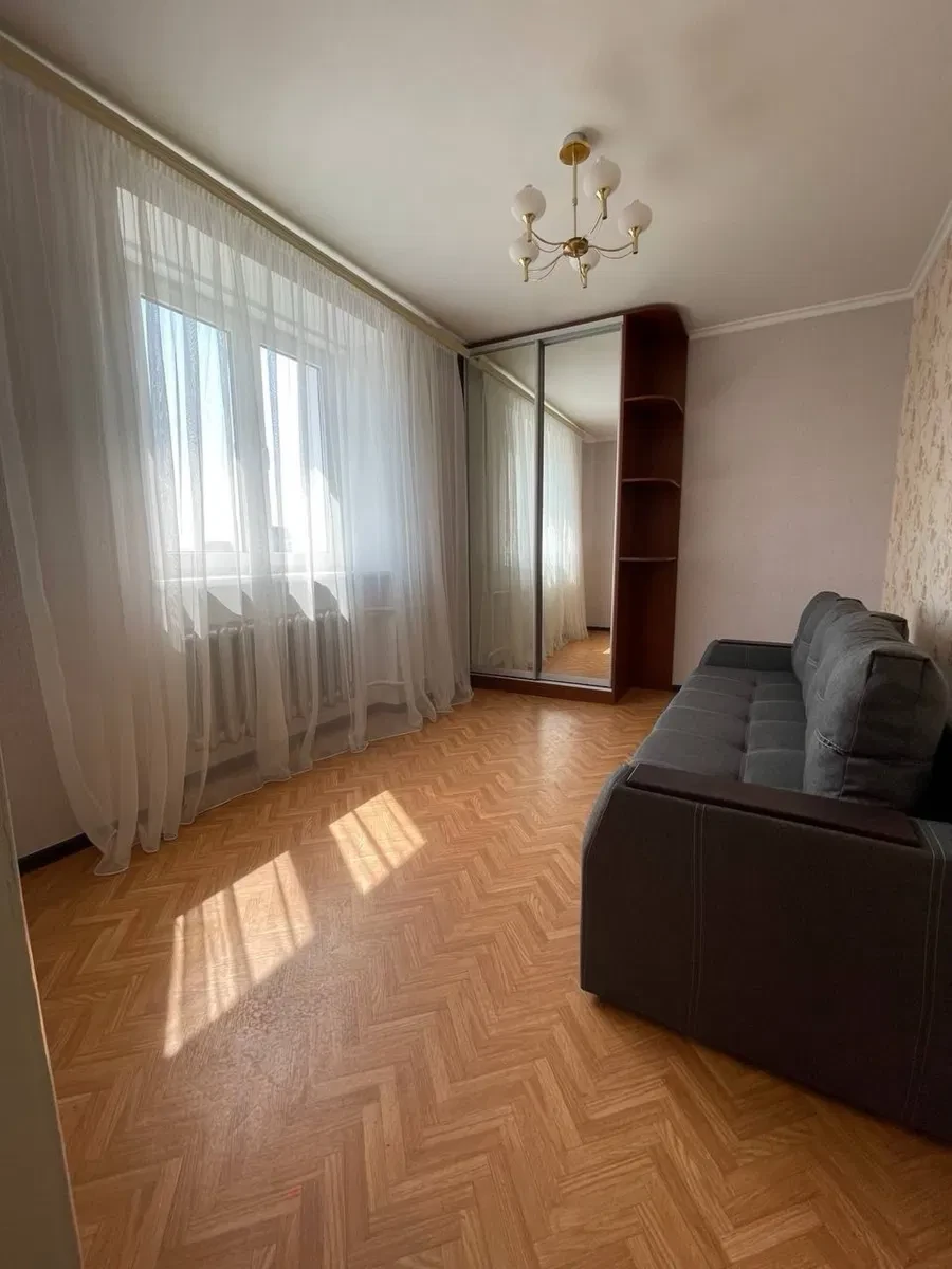 3-кімнатна квартира, Київський: євроремонт, власна котельня - фото 1