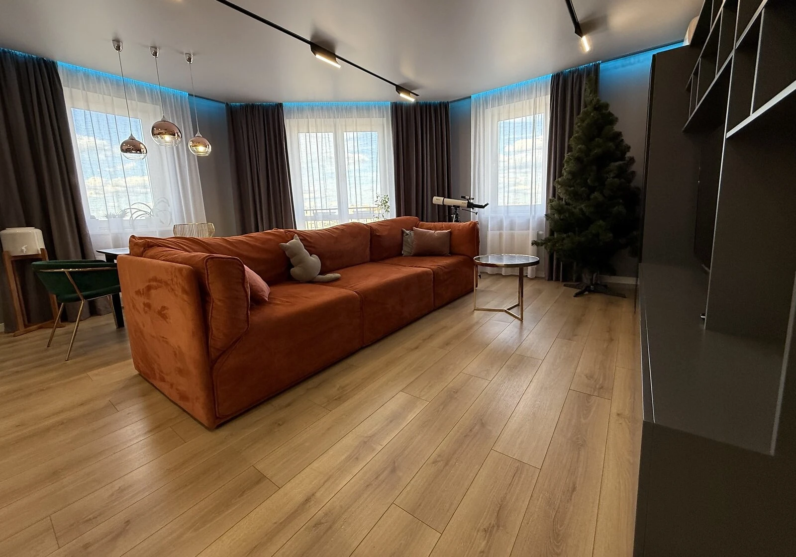 3-комнатная квартира, Слободской: кухня-студия - фото 4
