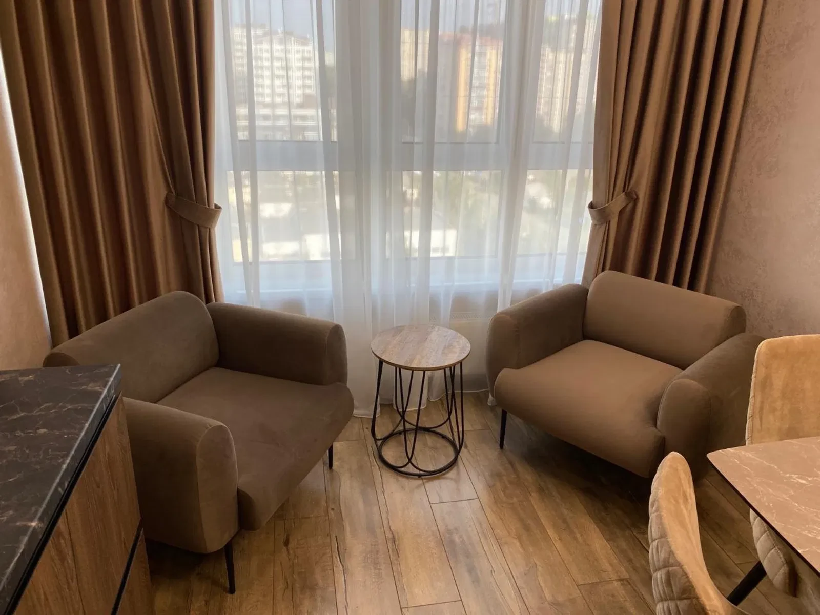 2-комнатная квартира в ЖК Perfect Town: авторский ремонт, генератор, фото 3