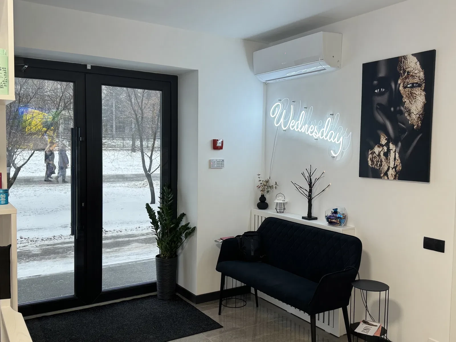 Салон, Основянский: отдельный кабинет, аренда 15/30 дней, фото 2