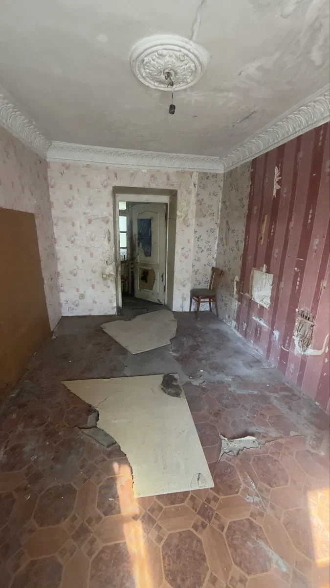 2-кімнатна квартира, Пересипський: під капітальний ремонт, засклена веранда - фото 3
