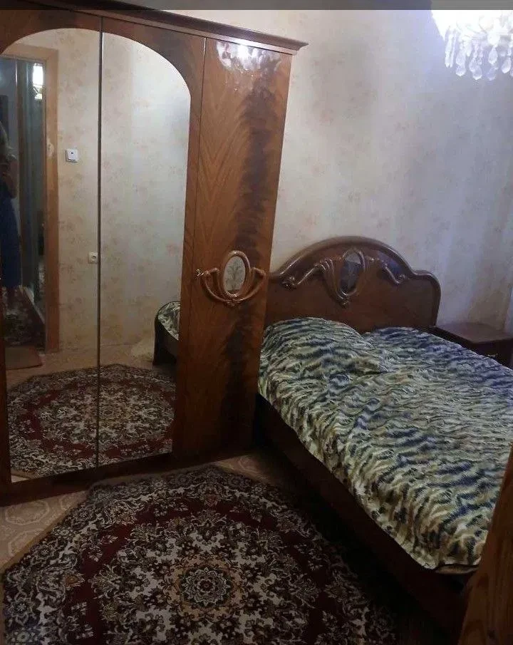 2-кімнатна квартира, Хаджибейський: техніка й меблі, балкон - фото 3