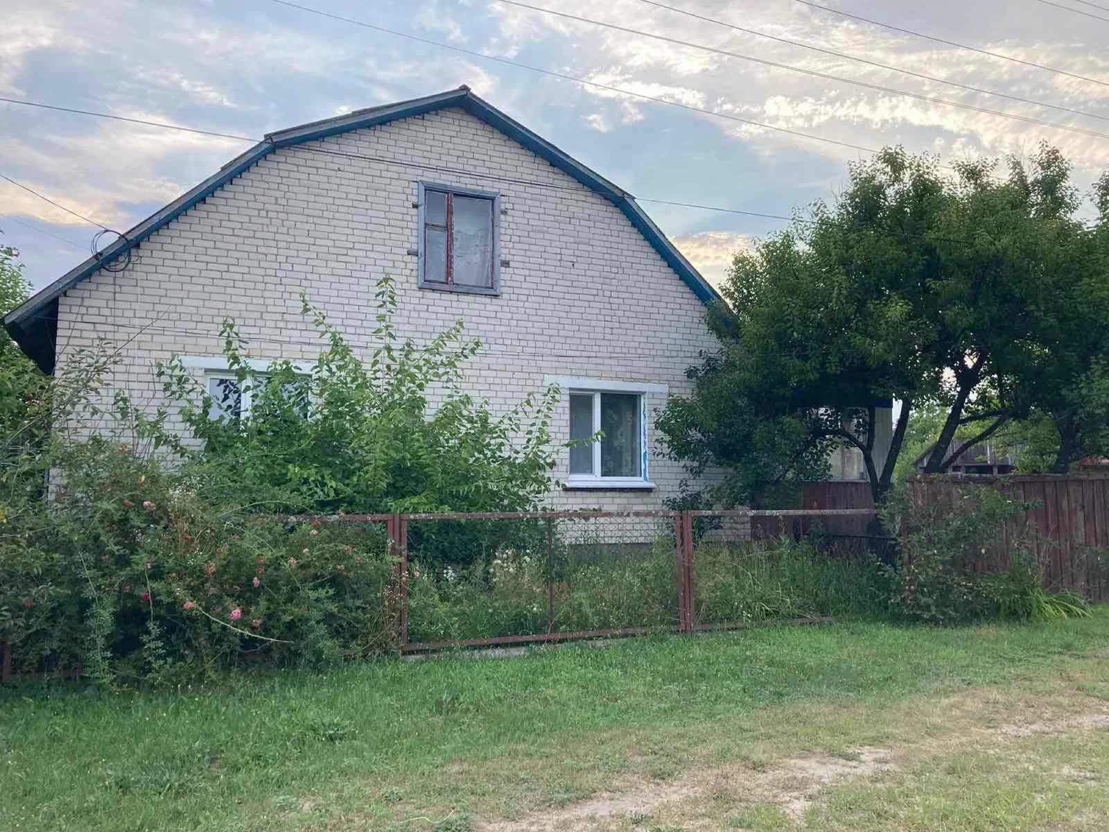 Будинок, Любеч: 10 соток, гараж, річка Дніпро - фото 1