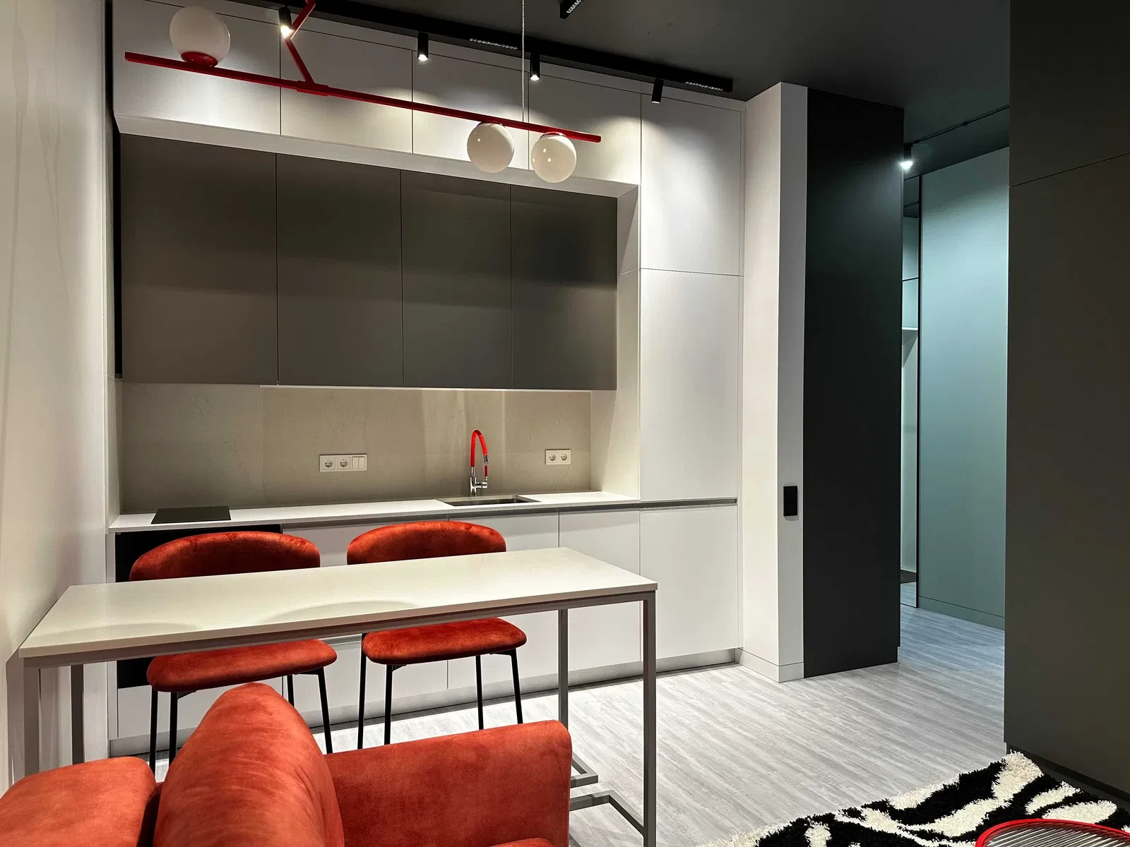 1-комнатная квартира в ЖК Unit Home: авторский ремонт, лоджия с рабочей зоной, фото 5