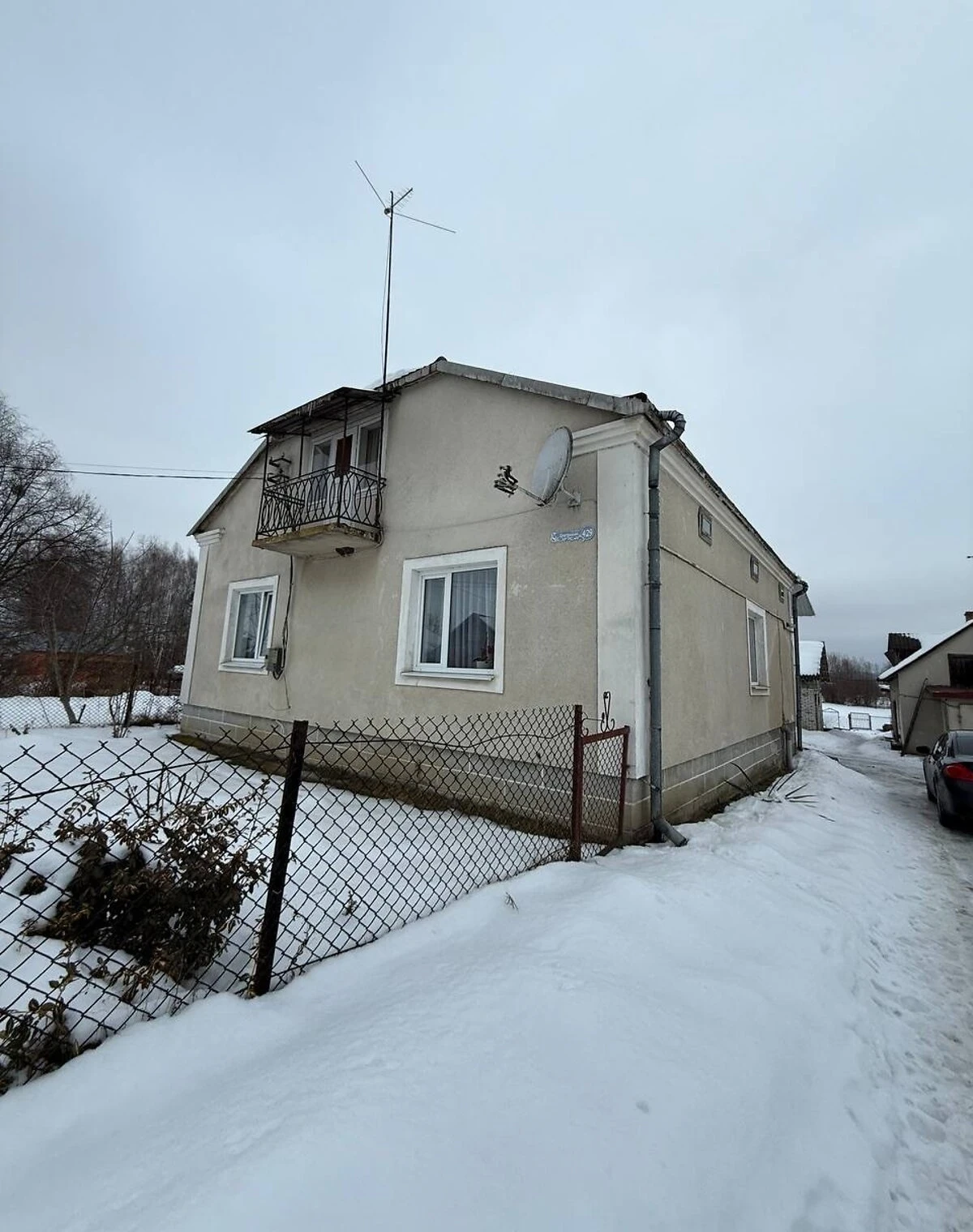 Будинок, Зелів: 25 соток, гараж із підвалом, 3 спальні