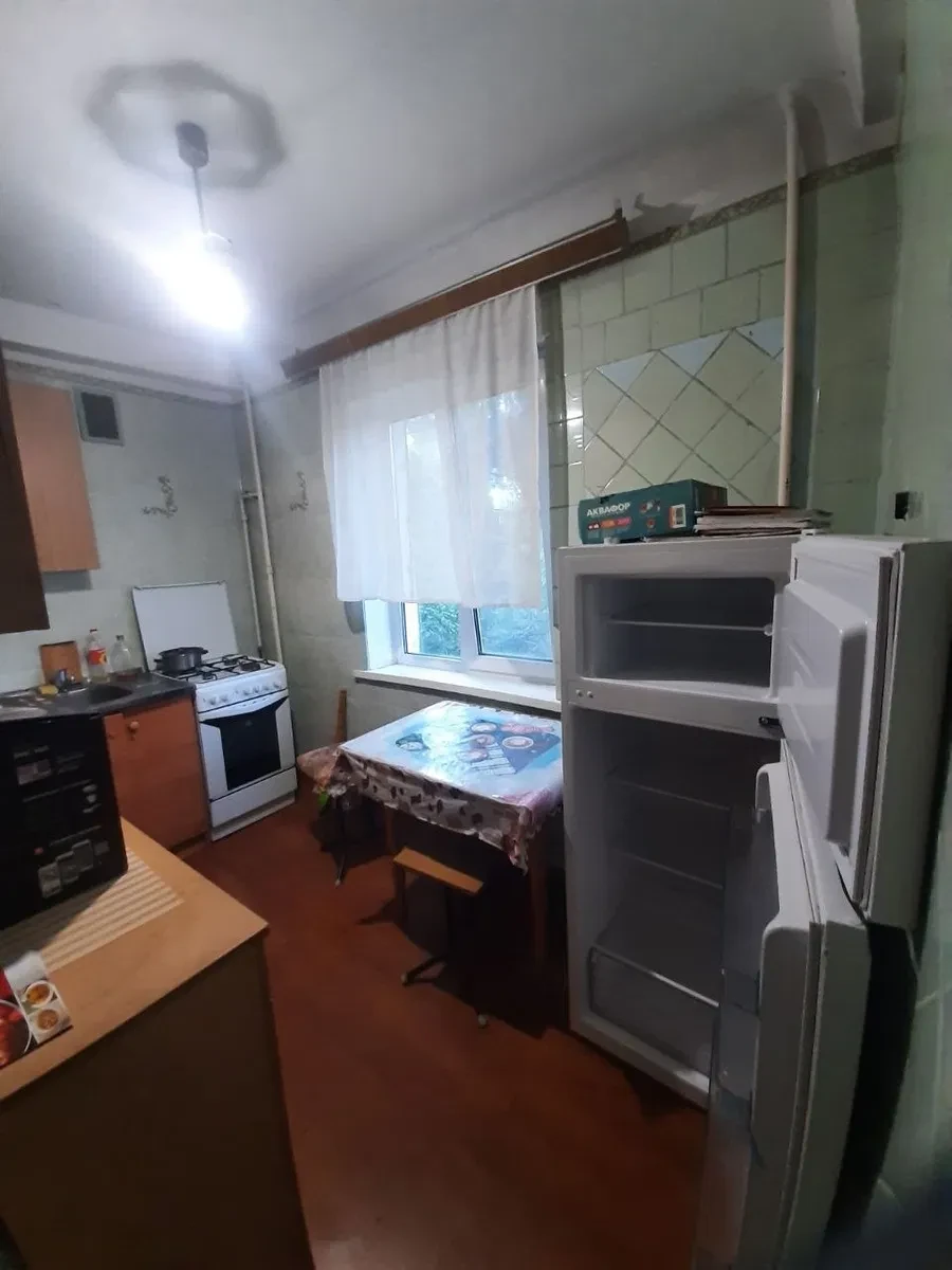 2-кімнатна квартира, Солом'янський: метро Академмістечко 5-7 хвилин пішки