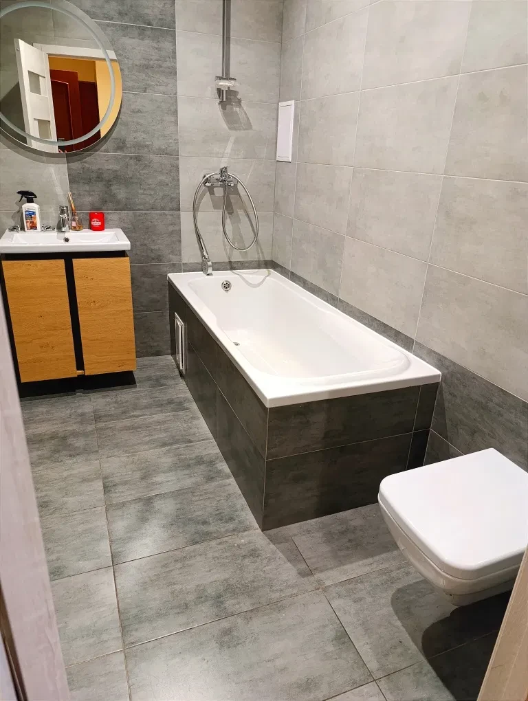 4-кімнатна квартира, Кам’янське: 2 входи, 2 кухні - фото 4