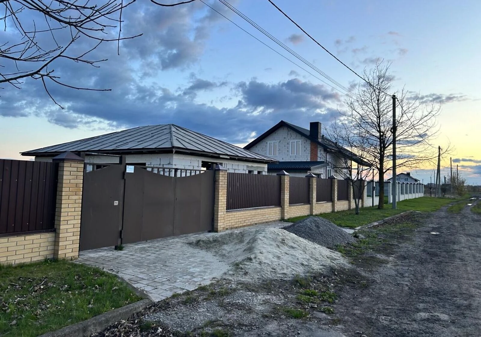 Будинок, Степанівка (Буринь): два поверхи, газобетонні стіни - фото 1