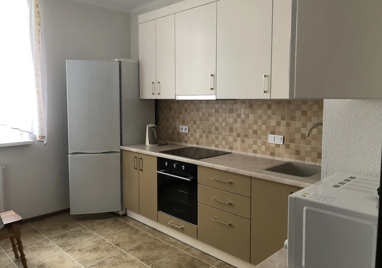 3-кімнатна квартира, Позняки: укриття, ліфт працює без світла - фото 2