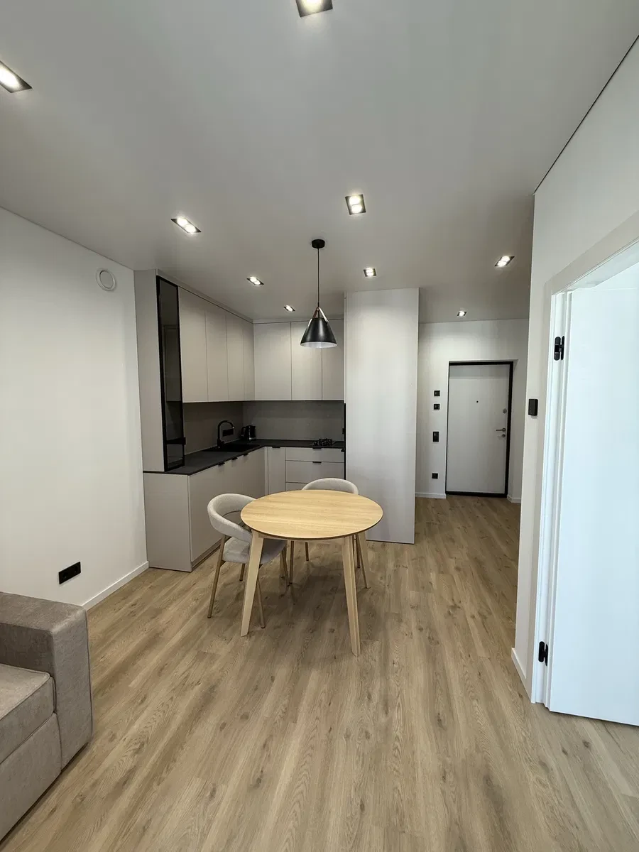 1-комнатная квартира в ЖК Well Home: дизайнерский ремонт, рядом с Южным - фото 1