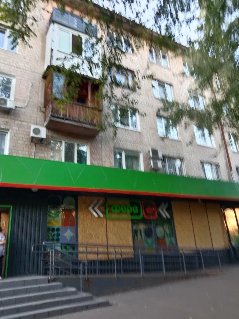 2-комнатная квартира, Шевченковский: торг, застекленный балкон - фото 1