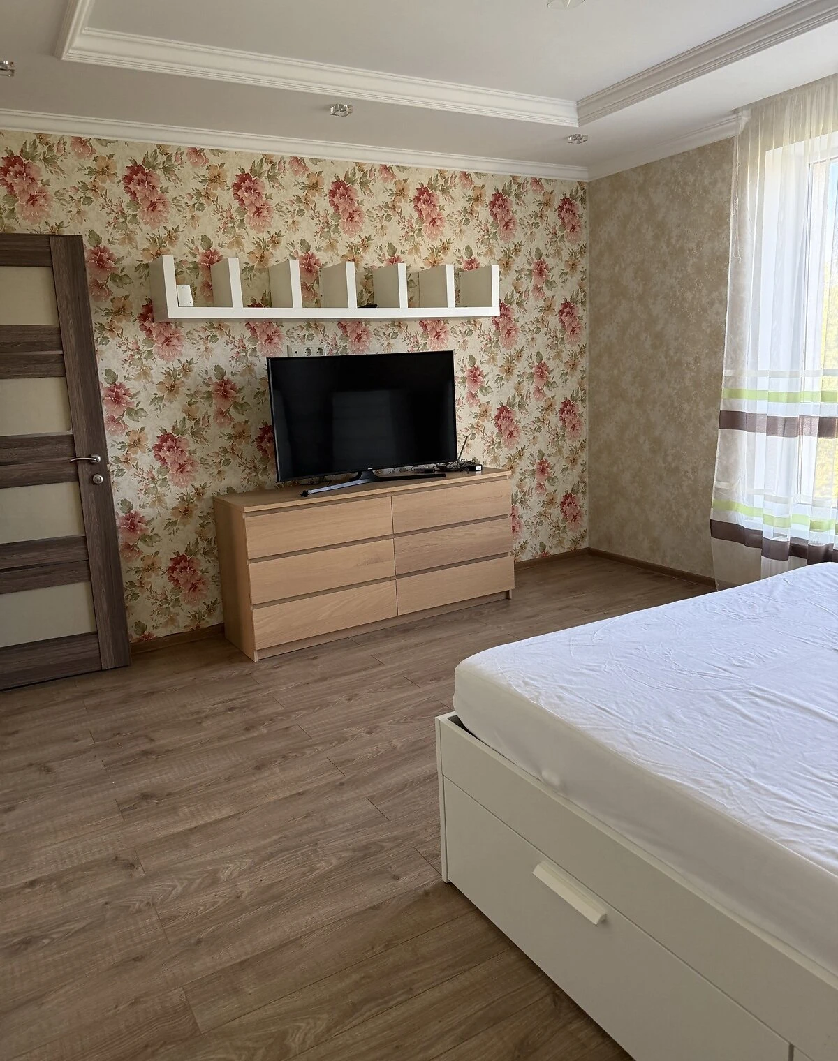 2-кімнатна квартира, Вишневе: дизайнерський ремонт, внутрішній двір - фото 4
