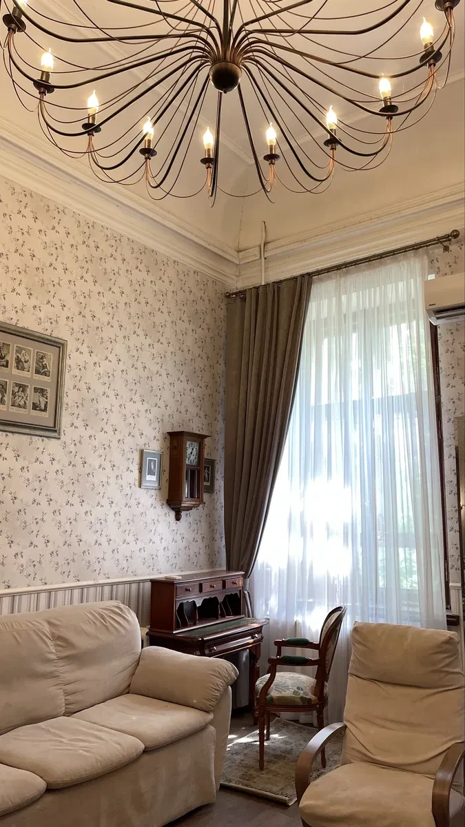 2-кімнатна квартира, Приморський: авторський ремонт, можна з тваринами - фото 1