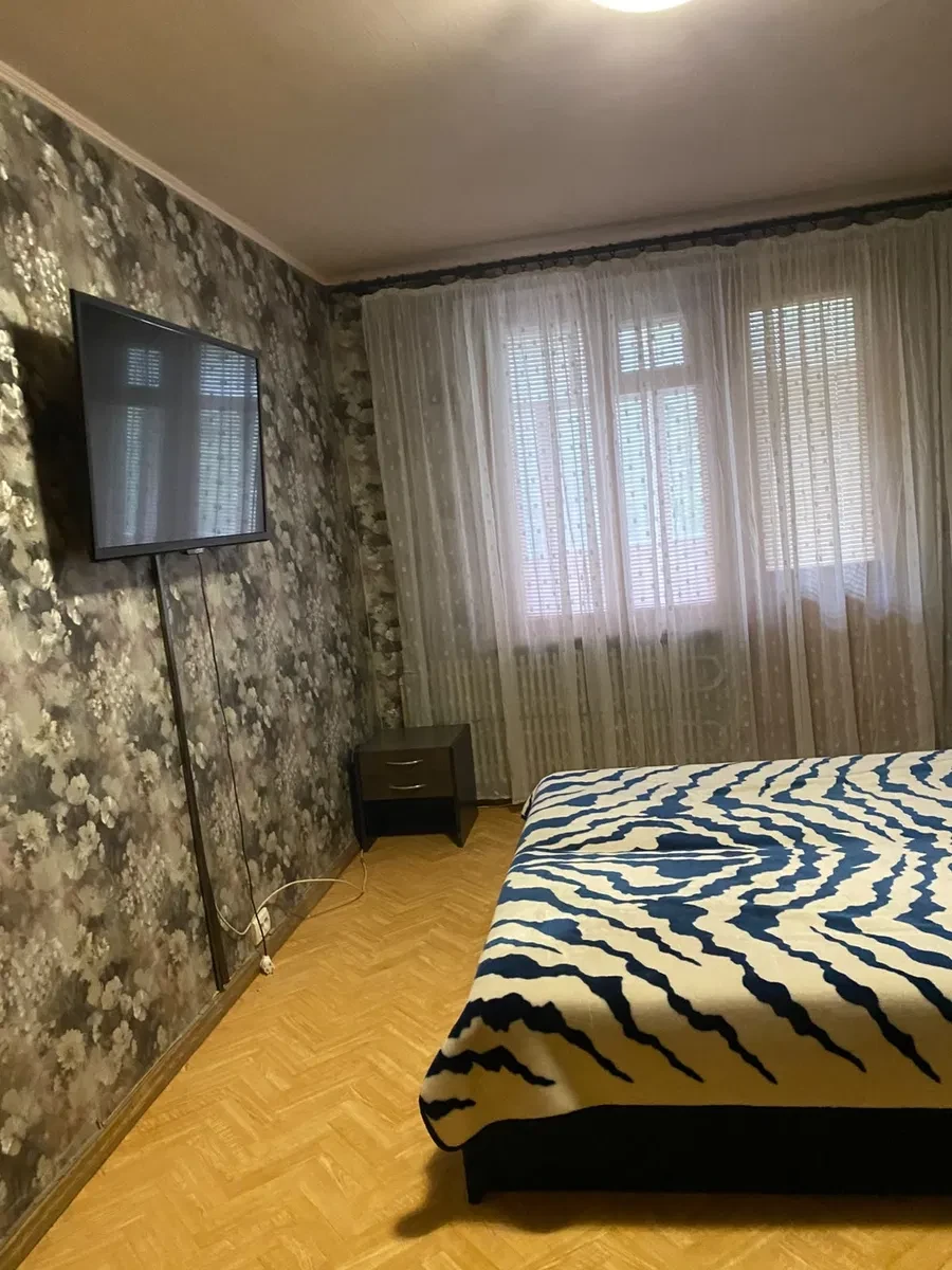 2-кімнатна квартира, Київський: інтернет, вода й опалення без світла - фото 4