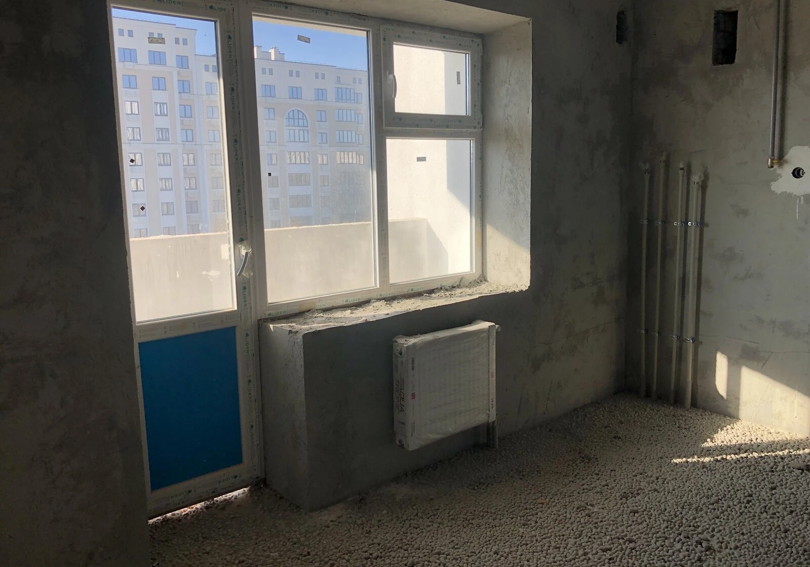 3-кімнатна квартира, Заводський: два санвузли, силікатна цегла, фото 5