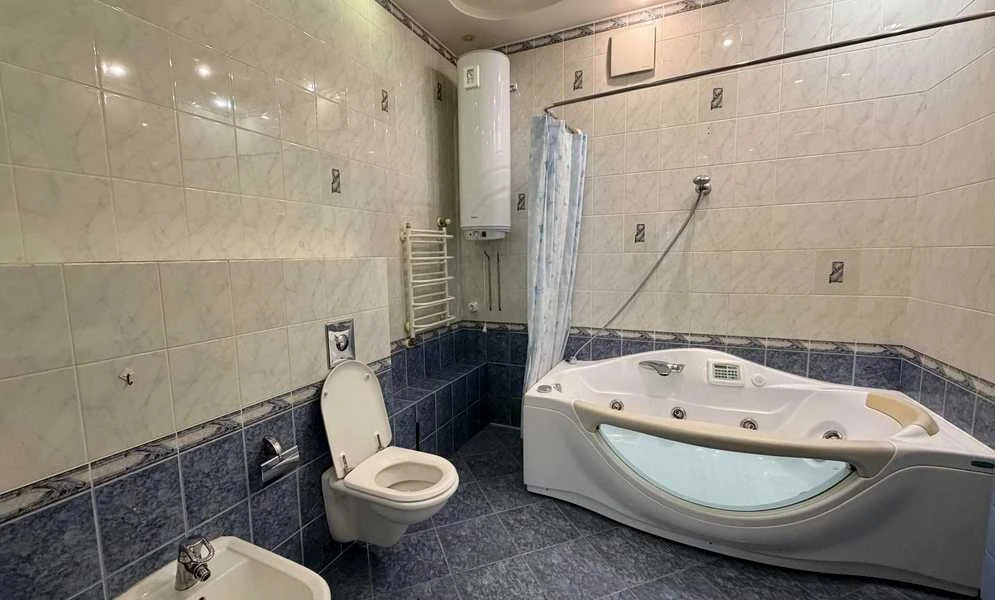 3-кімнатна квартира, Шевченківський: генератор, власна котельня, фото 5