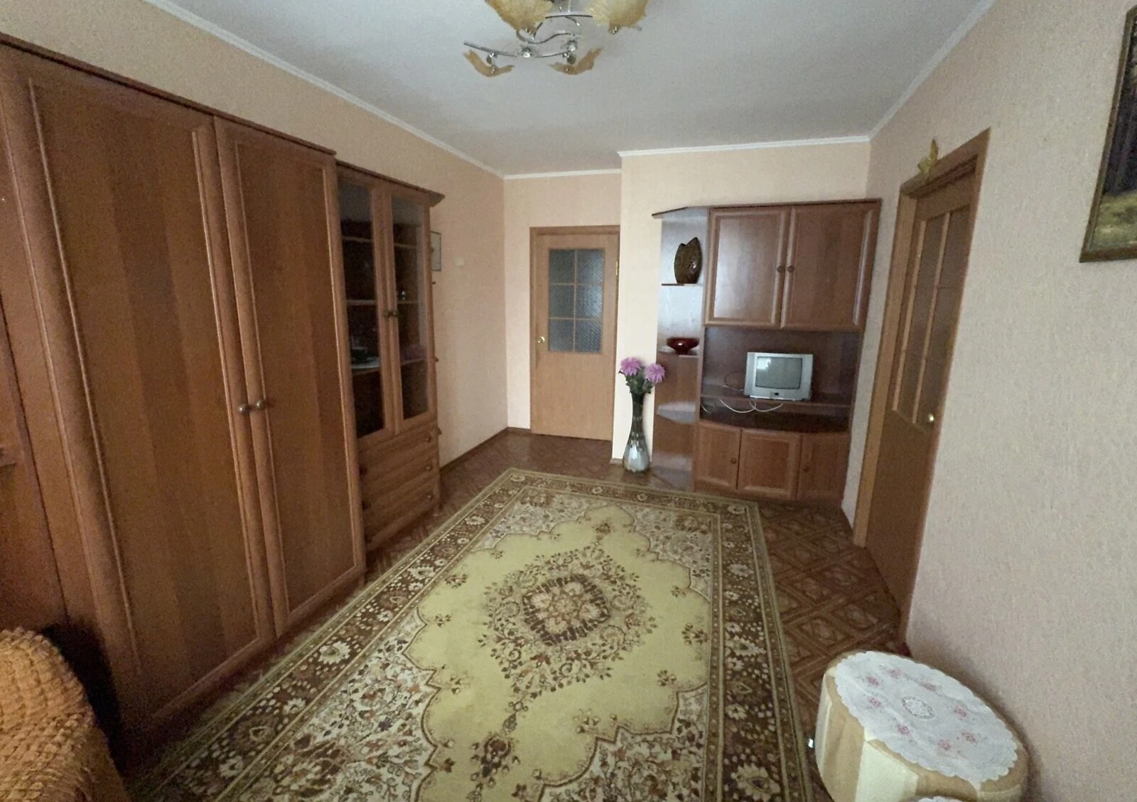 3-кімнатна квартира, Зарічний: косметичний ремонт, цегляні стіни - фото 3