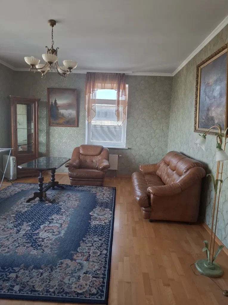3-кімнатна квартира, Печерський: 3 балкони, метро КПІ за 4 хв, фото 4
