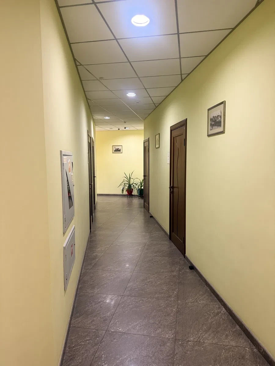 Офіс, Дніпровський: біля метро, без відключень світла - фото 3