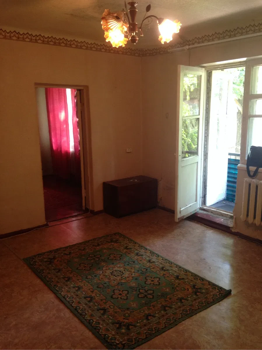 2-комнатная квартира, Павлоград: обмен на авто, без долгов, фото 5