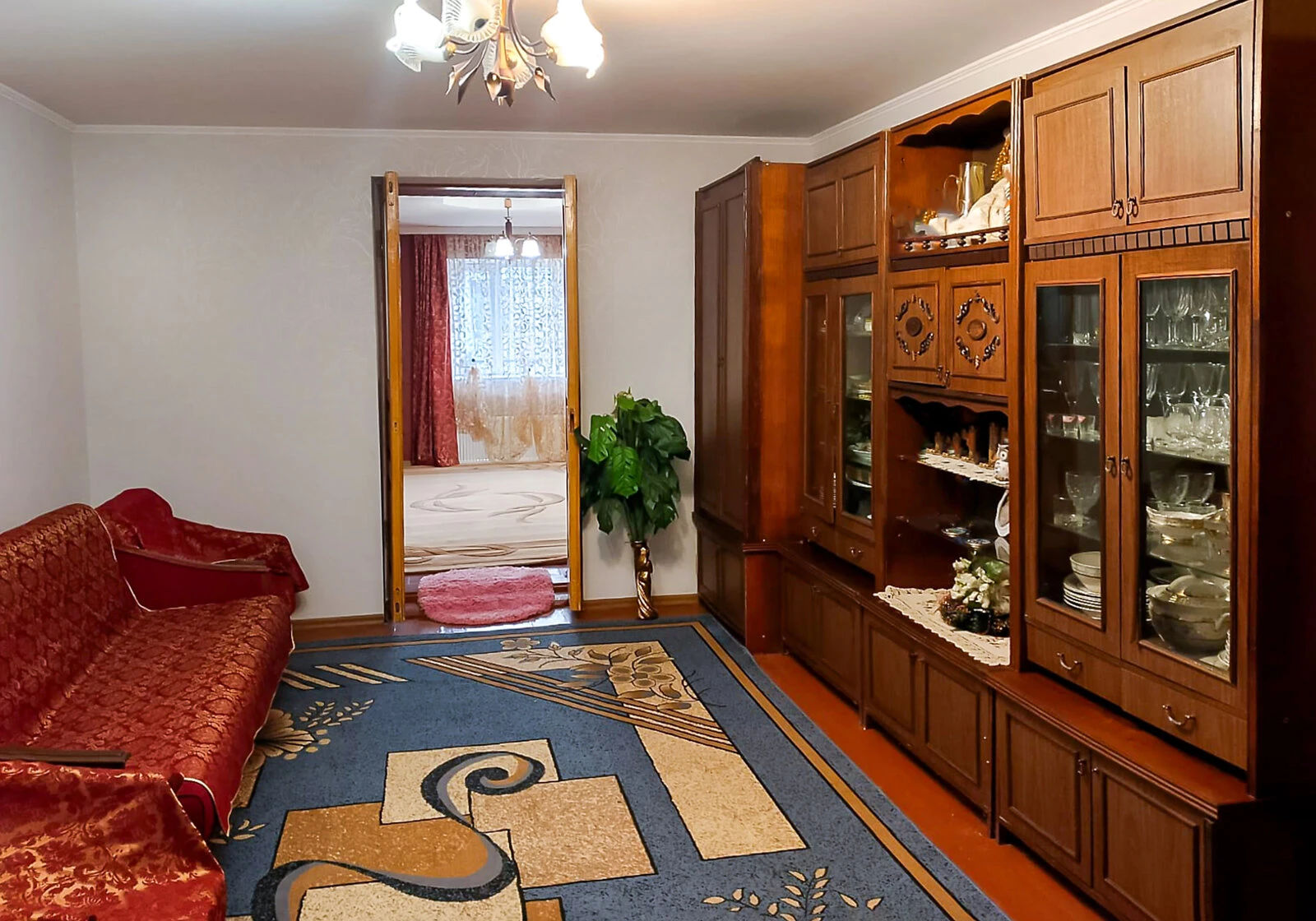 Дом, Вапнярка: веранда, беседка, гараж с подвалом, фото 4