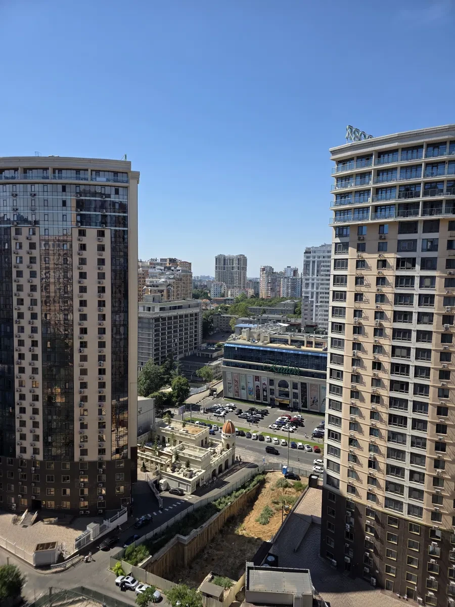 1-кімнатна квартира у ЖК Эллада: авторський ремонт, вид на Генуезьку, фото 3