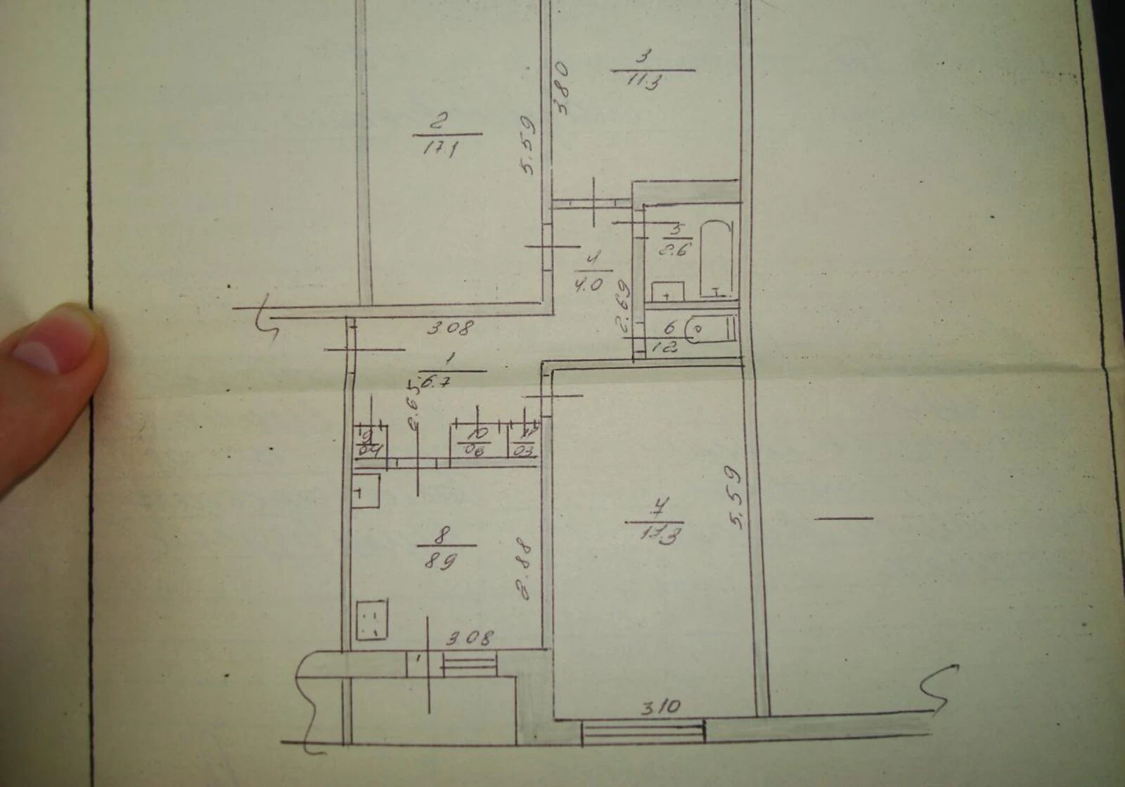 3-кімнатна квартира, Павлоград: косметичний ремонт, чешка