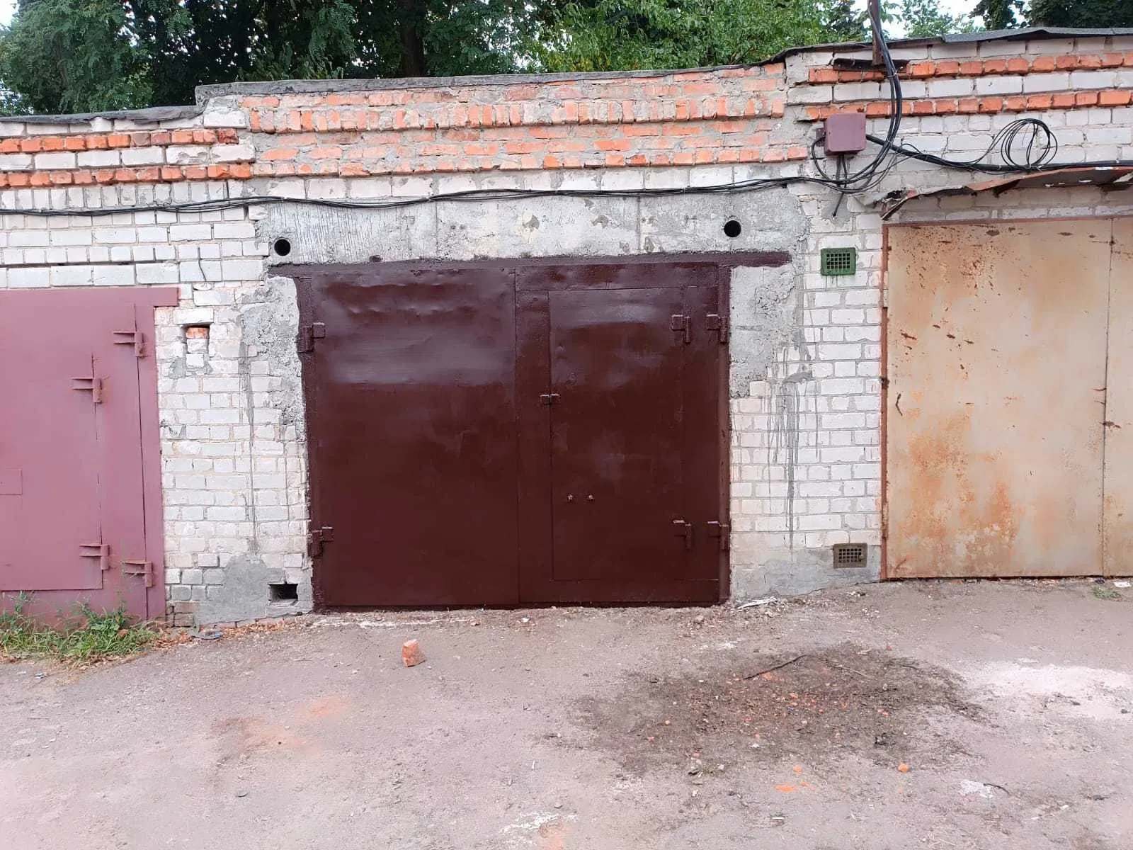 Гараж, Берізки: яма і погріб, відеоспостереження - фото 1