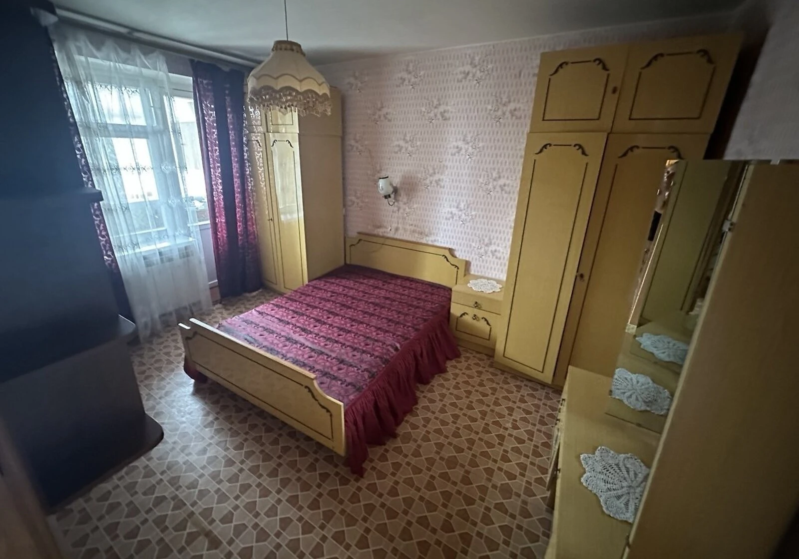 3-кімнатна квартира, Шостка: з правом викупу, укриття в будинку