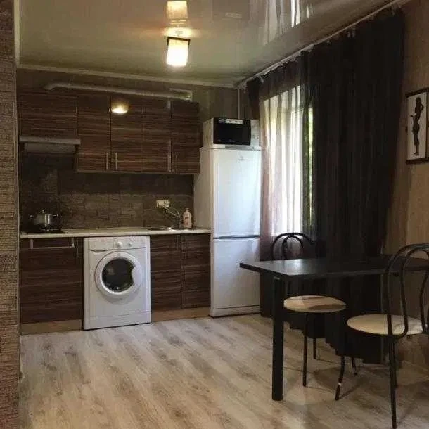 1-кімнатна квартира, Шевченківський: капремонт, 10 хв до метро - фото 3