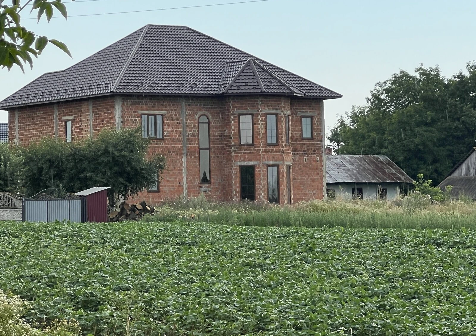 Будинок, Тарашани: басейн, 4 спальні, тенісний корт - фото 3