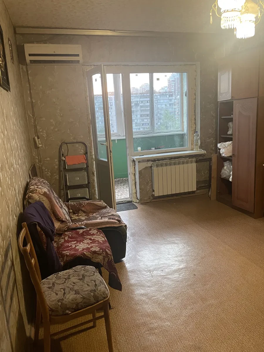 2-комнатная квартира, Деснянский: две утепленные лоджии, Троещина, фото 2