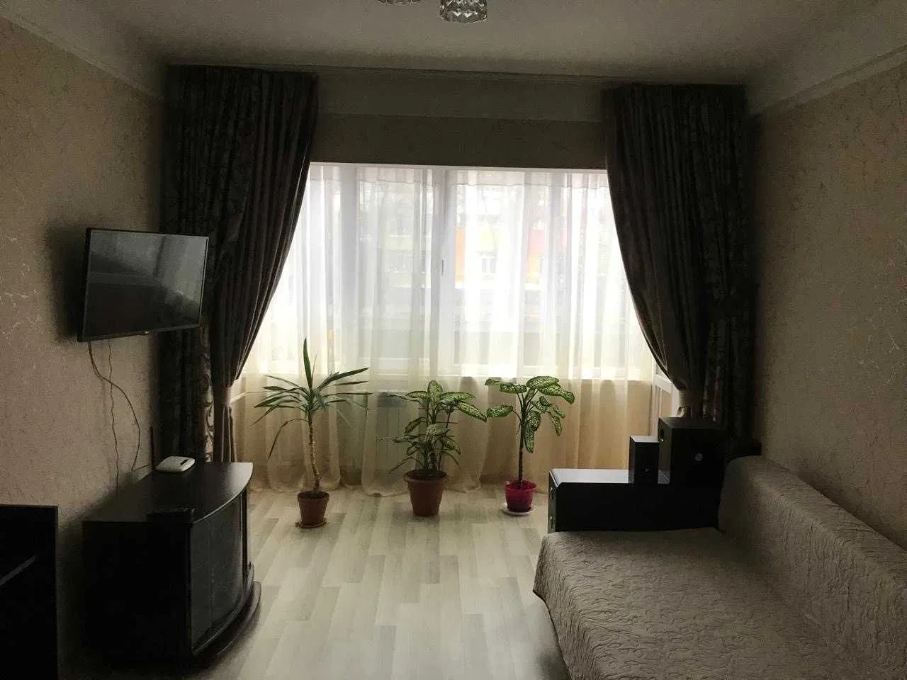 2-кімнатна квартира, Святошинський: євроремонт, метро Академмістечко