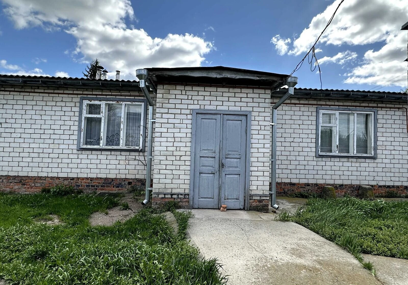 Будинок, Манжосівка: сад, гараж у прибудові, свердловина