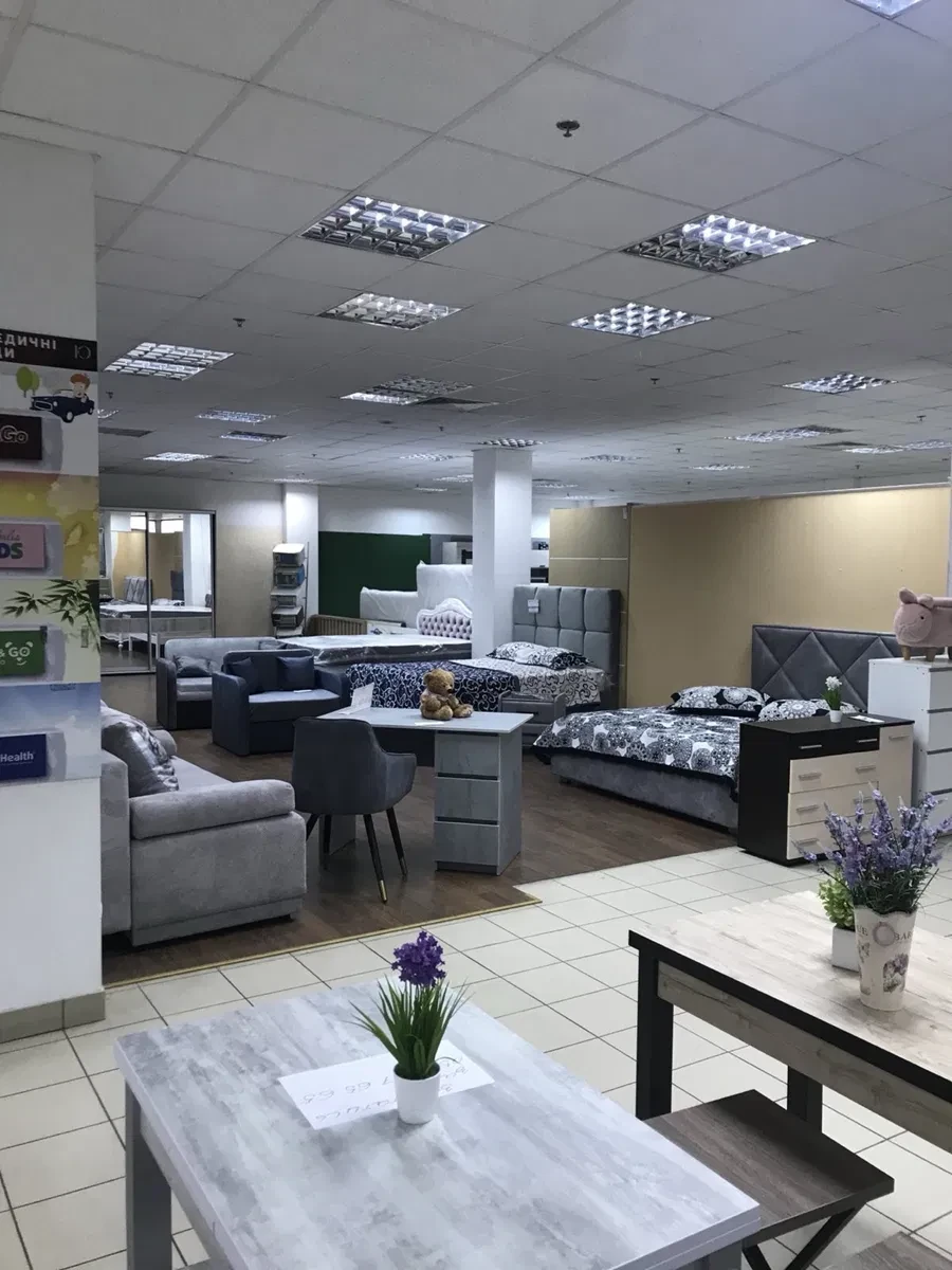 Виставкова зала у центрі: спільна оренда, без комісії
