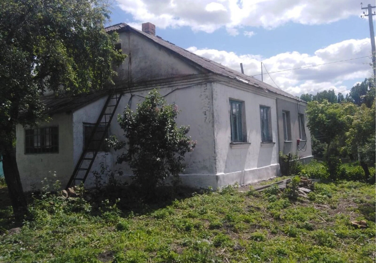 Будинок, Привітне: сад, город і господарські будівлі - фото 1